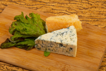 Blue cheese  with salad leaves