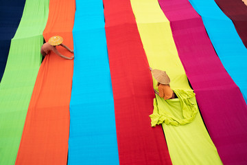 Life skills, unique woven fabrics with a professional culture based on ancient lake large native Myanmar.