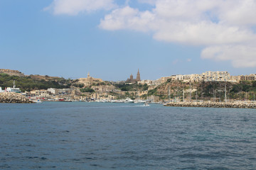 Fototapeta premium Insel Gozo Ansicht vom Wasser