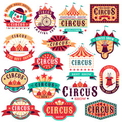 Circus labels. Vintage carnival show, circus signboard. Entertaining event festival. Paper invitation banner, arrow vector stickers - obrazy, fototapety, plakaty