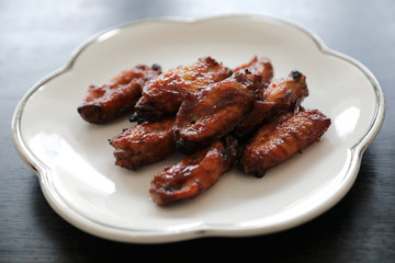buffalo wings , Fried chicken with hot and spicy sauce