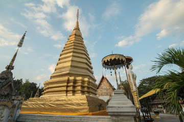 Fototapeta premium THAILAND PHRAE WAT PHRA THAT CHOM CHAENG