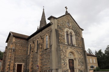 Fototapeta na wymiar Eglise du village de Meyrieu les Etangs - Département Isère - France