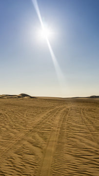 Desierto y dunas en Ica, Per&uacute;