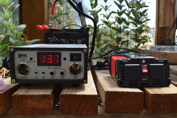 Charge Controller and Power Inverter