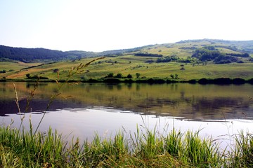 Fototapeta na wymiar landscape with Bezid lake - Romania