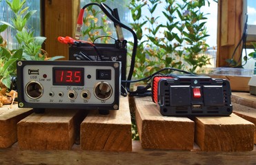 Charge Controller and Power Inverter