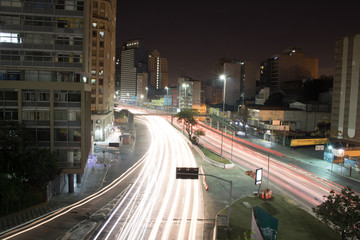 Obraz premium Avenida em São Paulo.