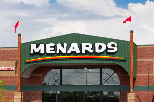 Menards Store Exterior