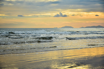 Fototapeta na wymiar Beautiful view of sea and beach at twilight
