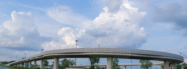 U-turn bridge, Road transportation, street traffic