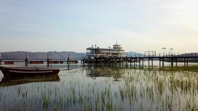 Low level over the knysna Lagoon towards the jetty.