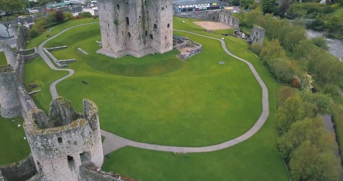 The amazing Trim Castle which has featured in films such as Braveheart and more, shot in excellent 4k footage.