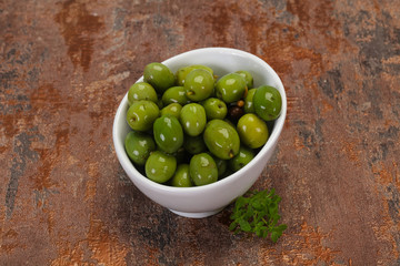 Green Campo Real olives in the bowl