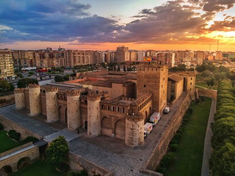 Atardecer en Aljaferia de Zaragoza