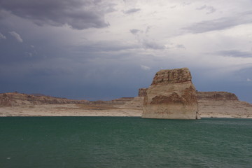 Mono Rock