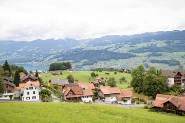 Fototapeta na wymiar Paysage Suisse à Lucerne