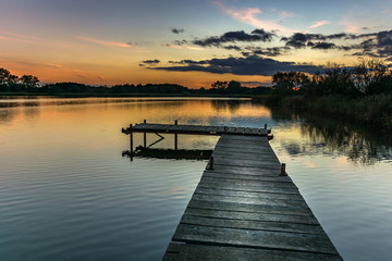 Fototapeta premium Most nad jeziorem