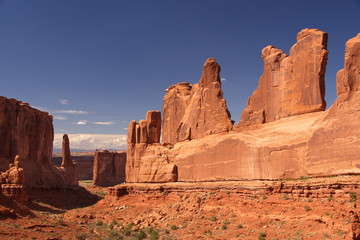 Fototapeta premium Sunrise Avenue Arches