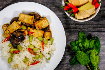 Healthy Sticky Teriyaki Tofu With Rice