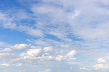 Blue sky and white cloundy for background wallpaper