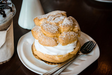 choux pastry or choux cream