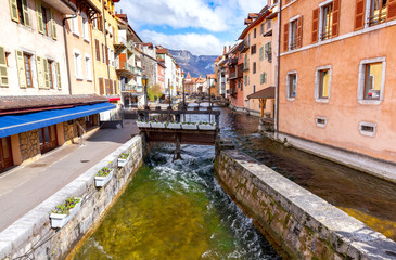 Fototapeta na wymiar Annecy Old colorful houses in the historic part of the city.
