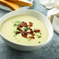 Potato asparagus soup with bacon