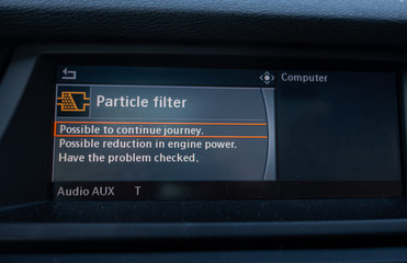 Error message from the cars on board computer warning that particle filter has problem - 281312242
