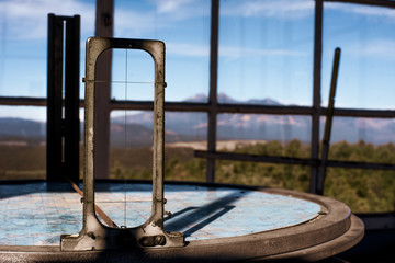 fire finder cross hairs with mountains in the distance