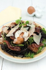 Ensalada de jamón crudo