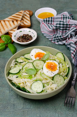 Salad of raw vegetables