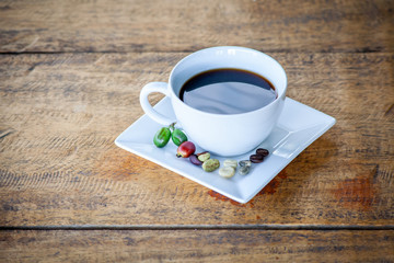 tasse de café avec l’évolution de la graine de café