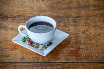 tasse de café avec l’évolution de la graine de café