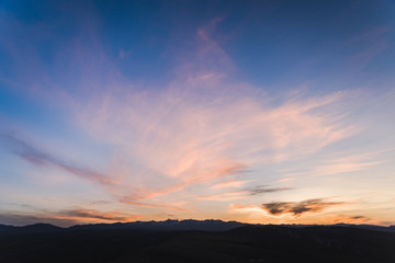 Fototapeta na wymiar Sunset over the mountains in Wild Iris, Wyoming. 