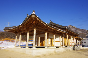 korean traditional official inn