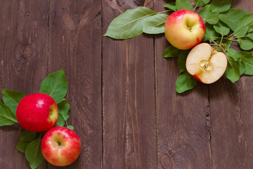 apple wooden background leaves greens fruit