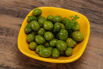 Green Campo Real olives in the bowl