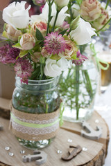 Obraz na płótnie Canvas wedding deco table flowers decoration