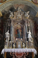 Fototapeta na wymiar Main altar in the Saint John the Baptist church in Zagreb, Croatia