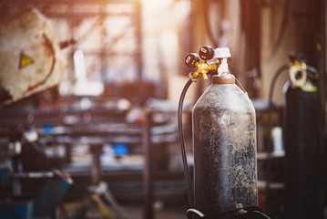 Iron gas cylinder for welding products