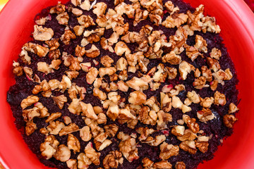 beet and walnut salad