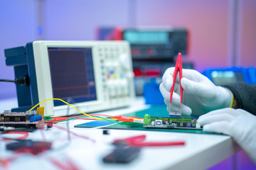 Repair electronics device