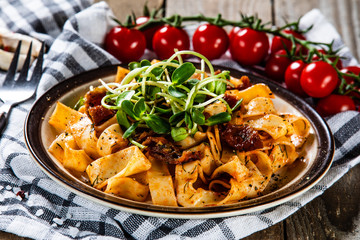 Pasta with sauce and sun-dried tomatoes 