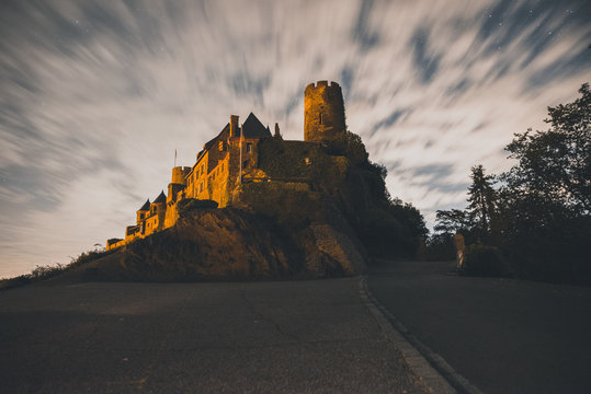 Burg Thurant bei Nacht 