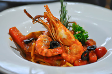 spaghetti, prawn spaghetti or shrimp spaghetti