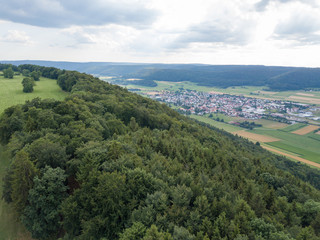 Fototapeta na wymiar Luftaufnahmen um Spaichingen Russberg