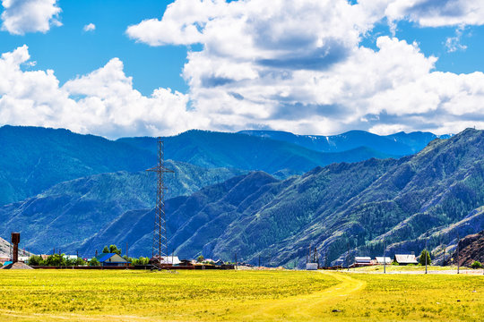 The village of inya and the mountains. Altai Republic, Russia