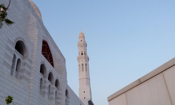 Beautiful White Mosque images or stock photos for islamic festivals or celebrations like ramadan or eid al fitr