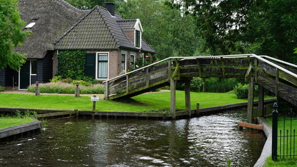 Fototapeta premium house on the river